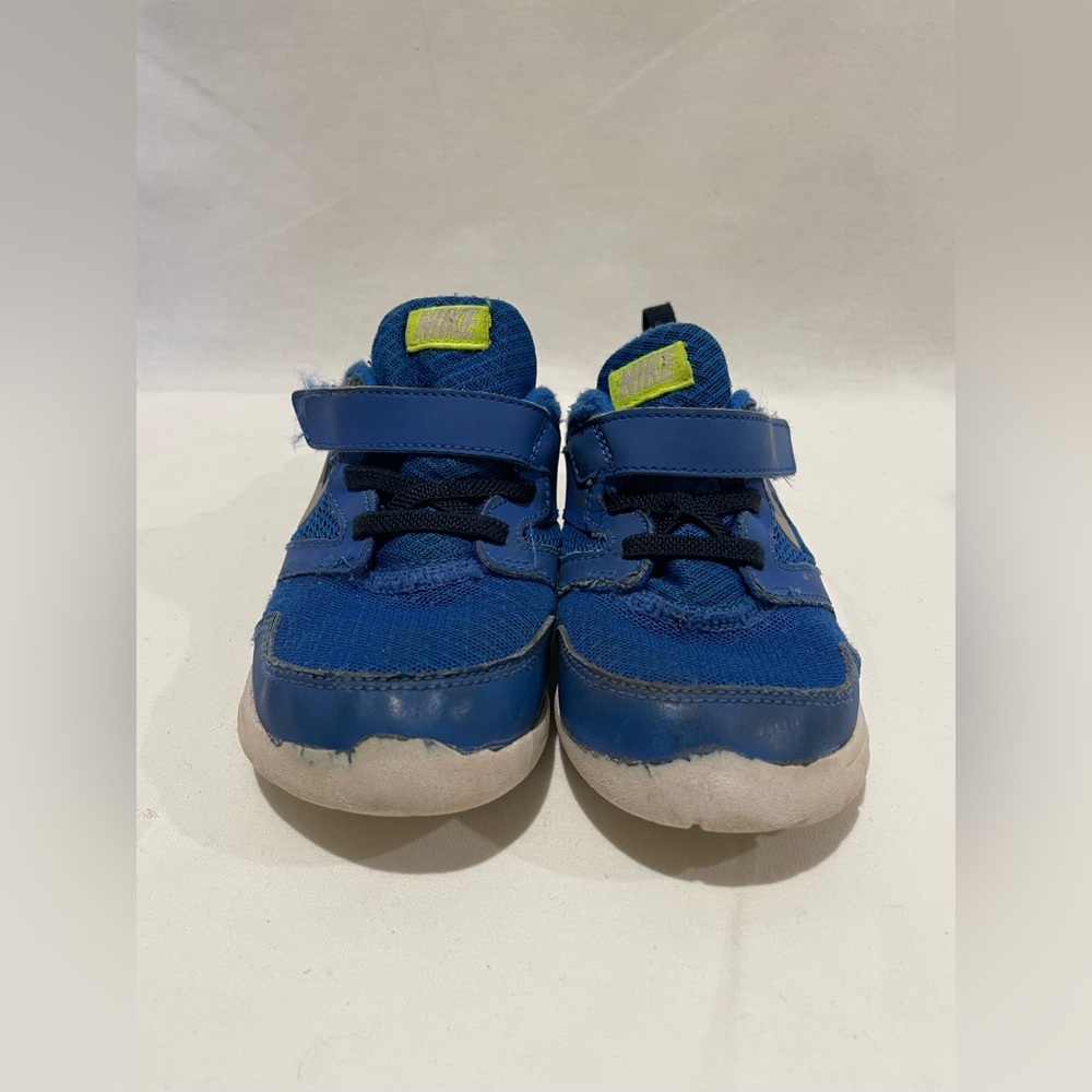 Toddlers Blue Nike Shoes